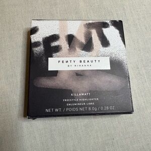 Fenty Beauty Highlighter l - trophy wife (metallic GOLD)